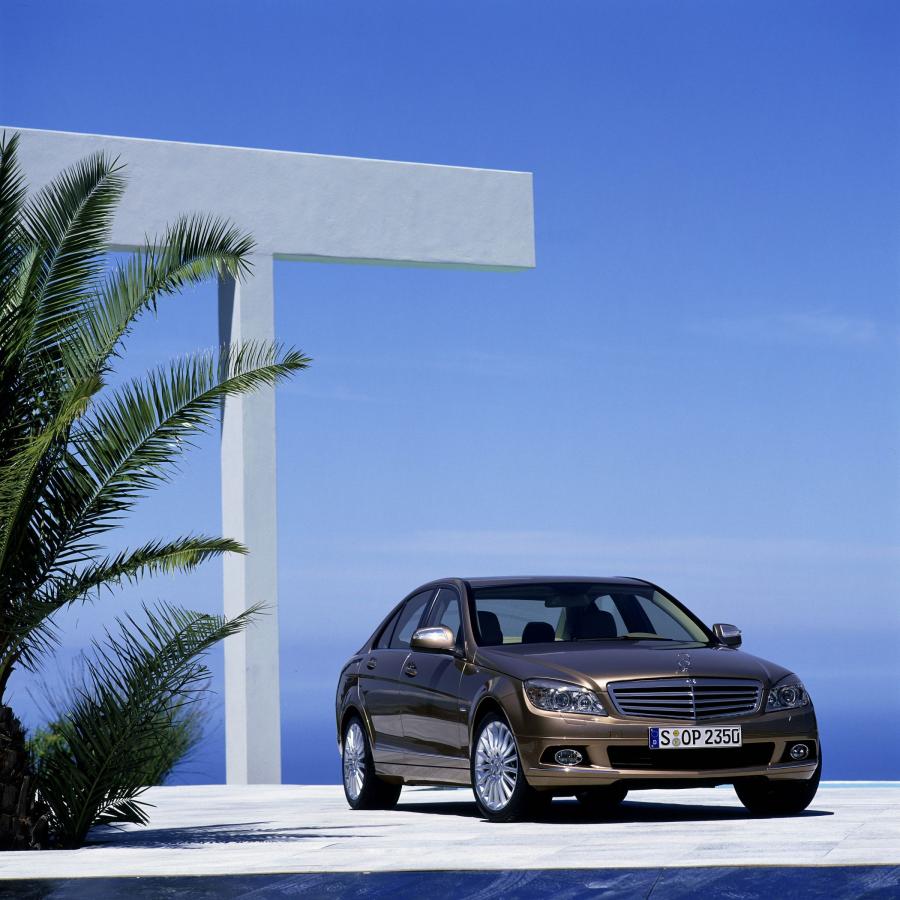  Mercedes-Benz C-Class 2007 года  (фото 142 из 413)